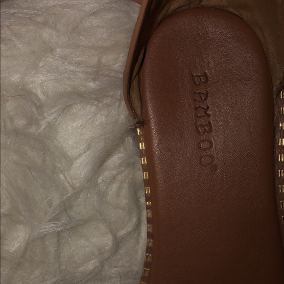 Sandles - Picture 2 of 2